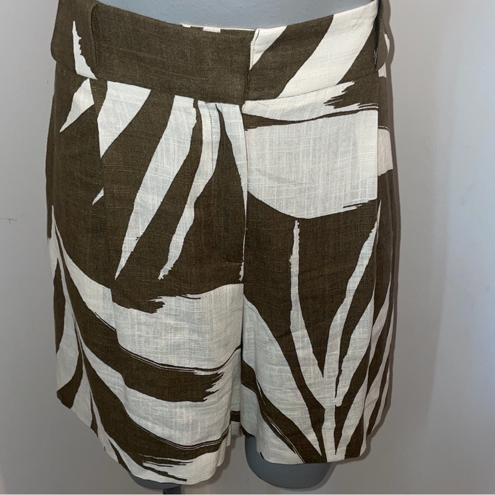 Massimo Dutti Bermuda Shorts Pleated Linen Brown Off White Palm Botanical NWT 10 - Picture 2 of 9